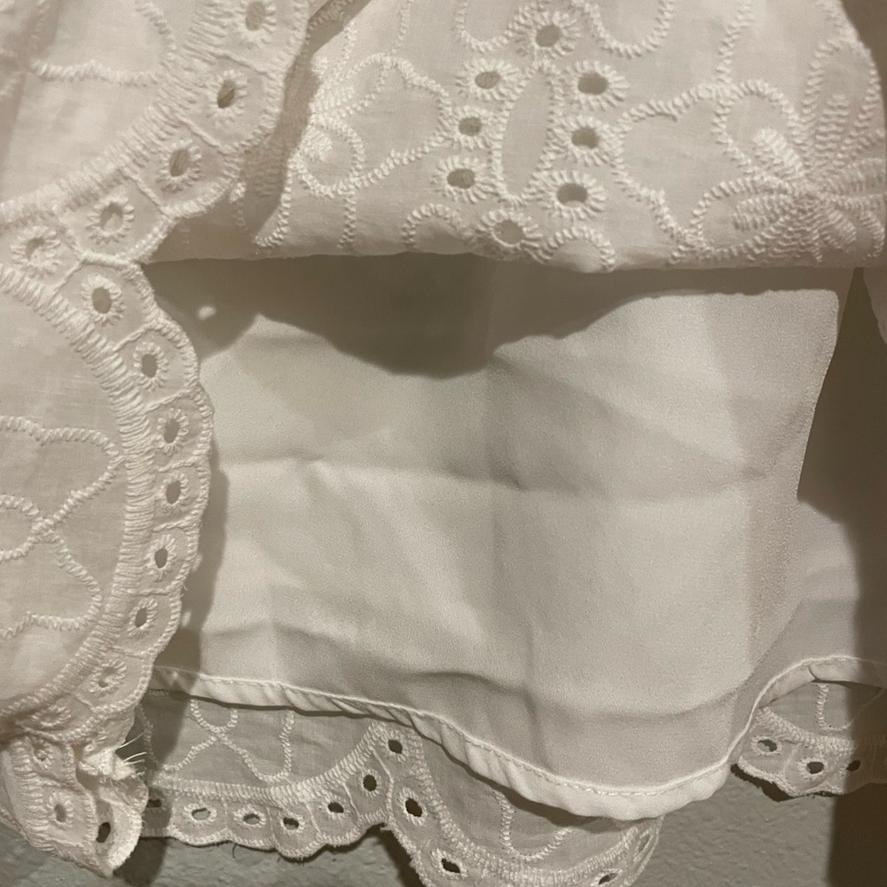 Knox Rose White Eyelet and Lace Top - Picture 3 of 5